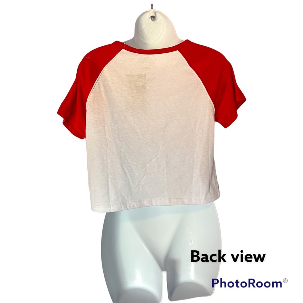 Peanuts Snoopy graphic Tee crop top White Black red Size large Jr - Picture 7 of 9